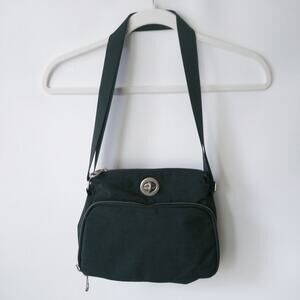 Baggallini Travel Purse Black Crossbody Pockets Organizers Adjustable Strap Zip